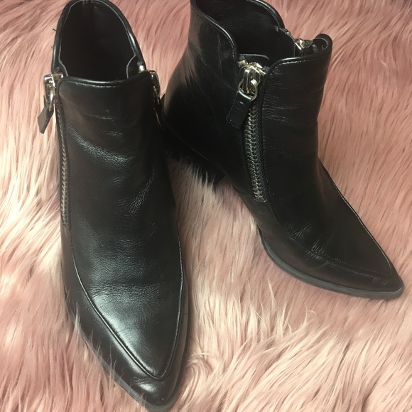Zara Shoes - Zara Black Pointed Ankle Booties with Zippers